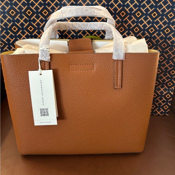 Tory Burch Crossbody - Picture 2 of 11